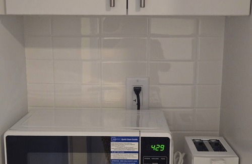 West Oak Trails House | Brand new Modern 4 Bedroom Home in prestigious Oakville community
