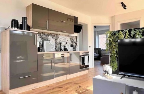 Bensheim Apartment | Brand new modern apartment suitable for fitters