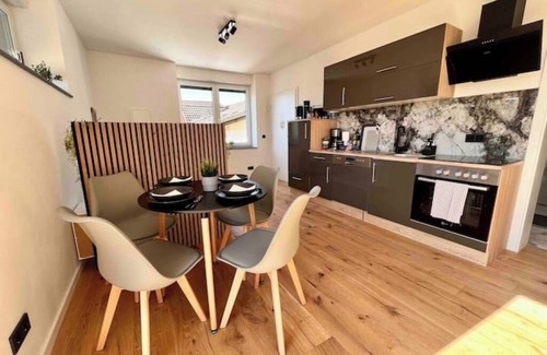 Bensheim Apartment | Brand new modern apartment suitable for fitters