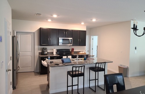 Bearss Plaza House | Brand new modern home near the heart of Tampa
