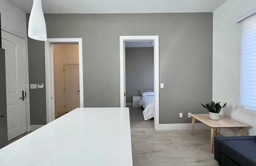 Shaughnessy House | Brand New Modern Laneway House with Free Parking