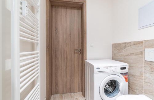 Palmovka Apartment | Brand new studio apartment #62 with free secure parking in the center