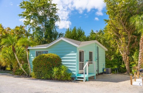 Sanibel Cottage | Brand New to the rental market !