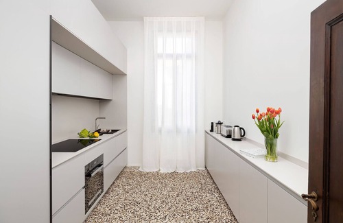 Dorsoduro Apartment | Brand New, Top Located, Super Spacious, Luxury Home