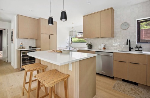 Vail Condo | Brand-New Vail 2BR Condo. Bright, Peaceful Summer Retreat