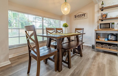 Seffner Community Alliance House | Brandon Peaceful Home w/newly renovated kitchen
