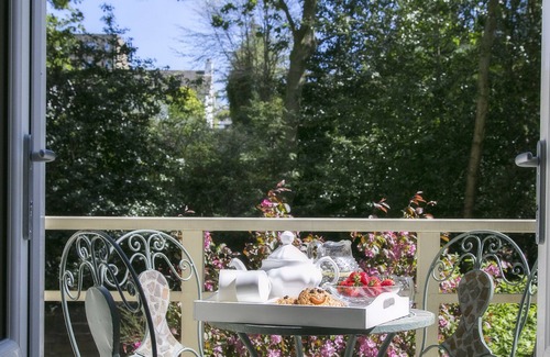 Harrogate House | Brandstrom House entire townhouse