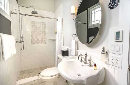 Calistoga Hotel | Brannan Cottage Inn