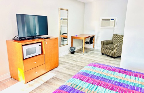 Brantford Hotel | Brant Inn