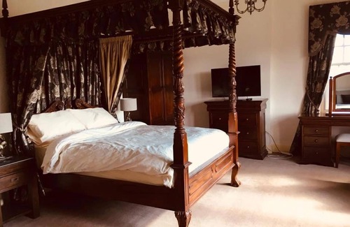 Middlesbrough Bed & Breakfast | Brass Castle Country House Accommodation