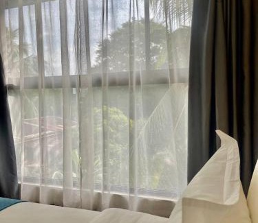 Tanauan City Hotel | Bravo Tanauan Hotel