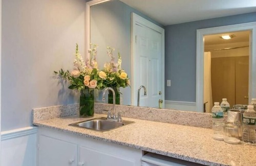 Kennebunkport Hotel | Breakwater Inn