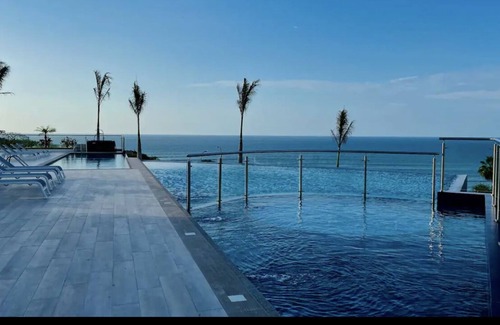 Manta Condo | Breath taking NEW 2br/2b Ocean/city view 12 floor