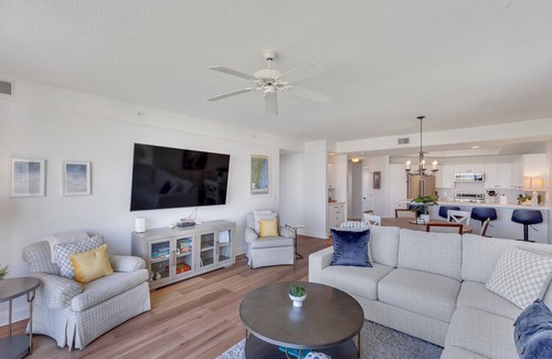 Saint Simons Island House | Breathtaking, Newly Remodeled Top Floor Oceanfront Views - St. Simons Grand condo