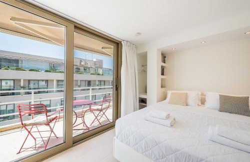 Plaka Apartment | Breathtaking Acropolis View at Syntagma