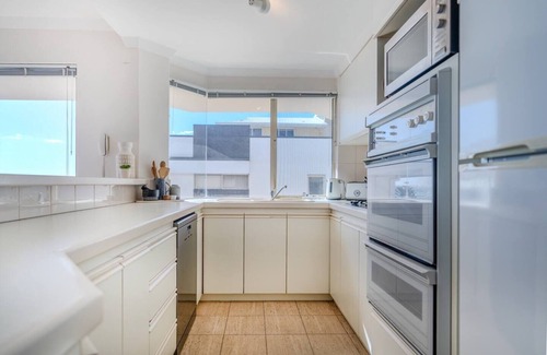 Cottesloe House | Breathtaking Beachside Sunsets