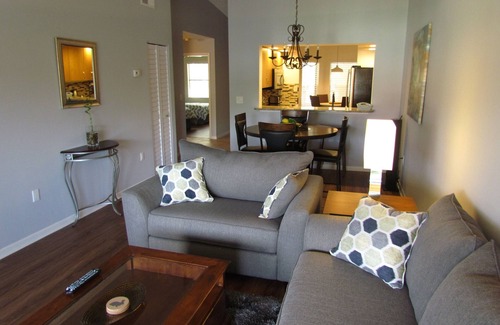 Trailer Estates Condo | BREATHTAKING FULLY REMODELED 2BA/2BR Condo.Mins to beach.Email for discounts (2)