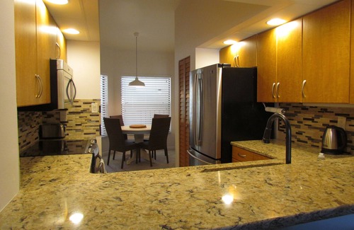 Trailer Estates Condo | BREATHTAKING FULLY REMODELED 2BA/2BR Condo.Mins to beach.Email for discounts (2)
