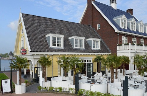 Municipality of Huizen House | Breathtaking Harbor Experience | 2 Units Close to Goois & Naarderbos Escape