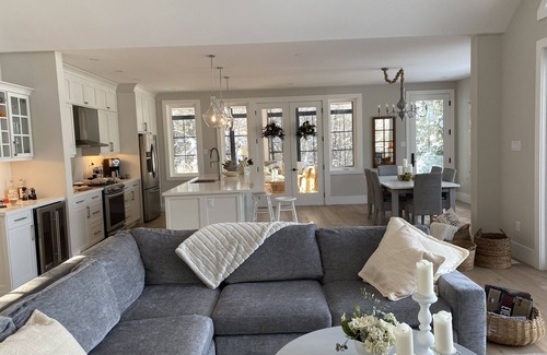 Dysart et al Cottage | Breathtaking lake views from luxury new 4-season cottage- hot tub and sauna!