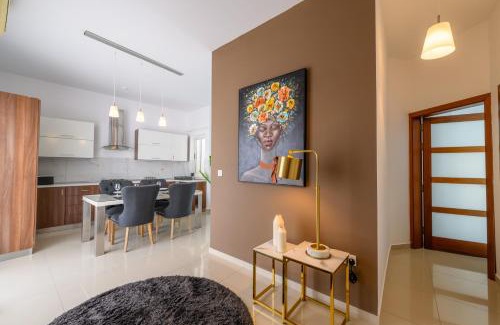 Tal-Ghoqod Apartment | Breathtaking Penthouse Crimson Court B