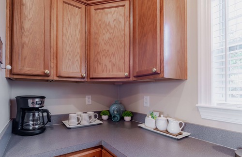 Hayesville House | Breathtaking Views of Lake Chatuge & Mountain Harbour Golf Course.