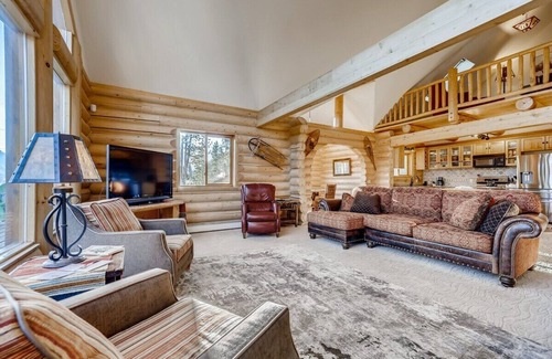 Breckenridge Heights House | Breck Cabin/Mins from Town & Lifts/Hot Tub