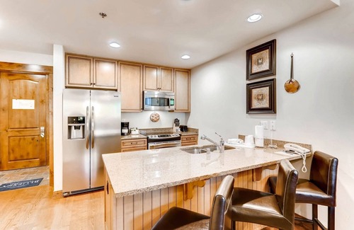 Four O'Clock Condo | Breckenridge CO | BlueSky Condos | 2 Bedroom