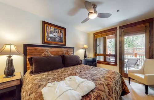 Four O'Clock Condo | Breckenridge CO | BlueSky Condos | 2 Bedroom