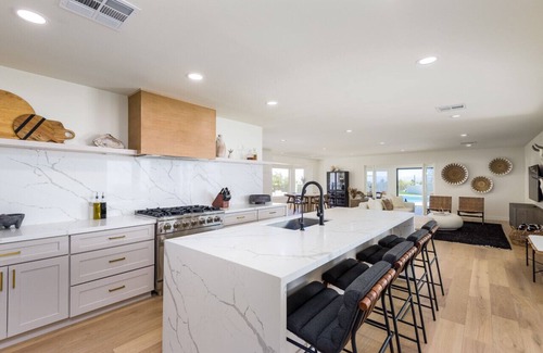 Biltmore Highlands House | Breezy 3BR | Private Pool + Chef’s Kitchen + More