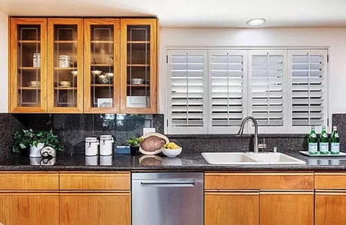 Bluff Park Condo | Breezy Beachside Living - Elegant 2BR with Panoramic Balcony Views - 1 month min