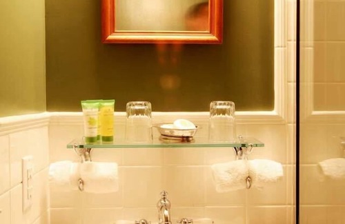 Fleischmanns Bed & Breakfast | Breezy Hill Inn