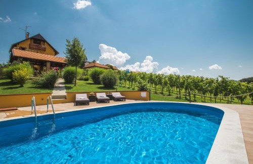 Jalzabet House | Bregec Rural House