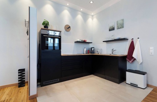 Herbolzheim Apartment | Breisgau Lofts - Near Europa-Park with Wi-Fi and Air Conditioning