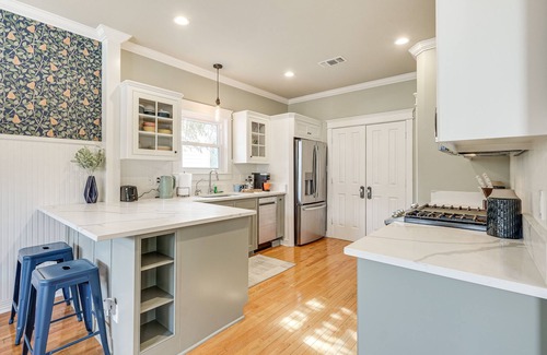 Brenham House | Brenham Rental w/Deck & Yard < 1 Mi to Downtown!