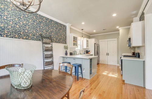 Brenham House | Brenham Rental w/Deck & Yard < 1 Mi to Downtown!