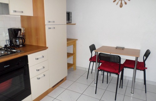 Rive Droite Apartment | BREST pretty T1 bis quiet, near port, center and Capucins, free parking