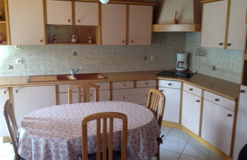 Beuzec-Cap-Sizun House | Breton house in a quiet area near the sea House/Villa - Beuzec-Cap-Sizun