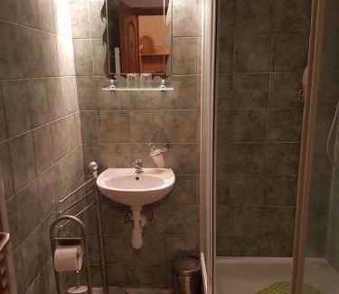 Egerszolat Bed & Breakfast | Brezovay Kastély Panzió