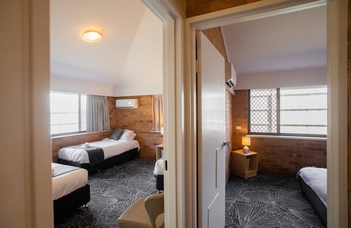 Bellara Hotel | Bribie Island Hotel
