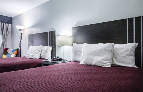 Norcross Hotel | Brick Lodge Atlanta/Norcross