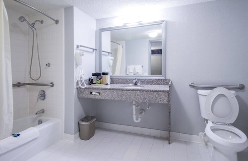 Norcross Hotel | Brick Lodge Atlanta/Norcross