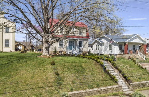 Cape Girardeau House | “Brickyard”-Recently Remodeled Dutch Colonial Revival in Downtown Cape Girardeau