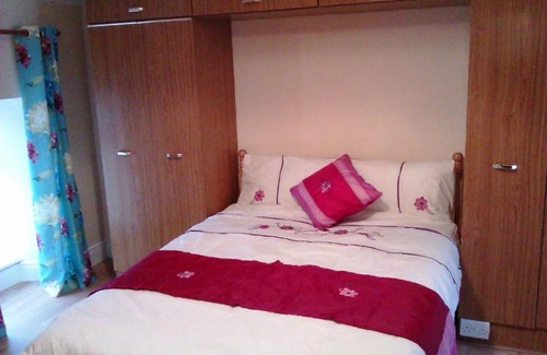Glenties House | Bridge House