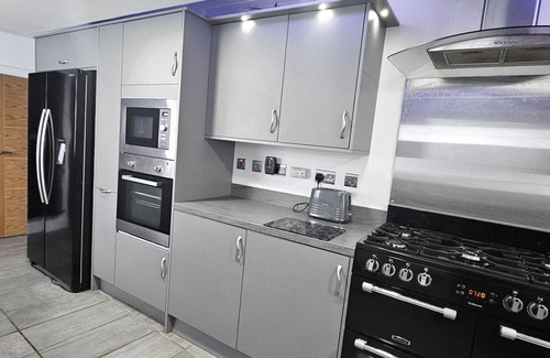 MacMerry Bed & Breakfast | Bridge St Guest House - Room 5 - Tranent