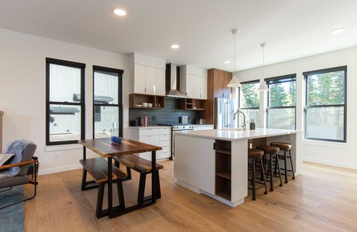 Bozeman Condo | Bridger Pines Two: Bridger Bowl Chalet