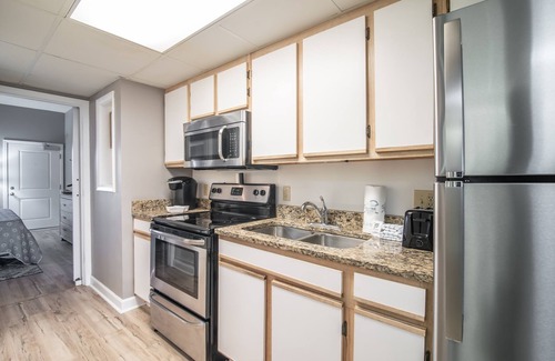 Litchfield by the Sea Condo | Bridgewater 106 Beautiful Renovated condo in Litchfield by the Sea!