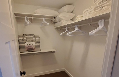 Grande Prairie House | Bright 2 Bedroom Basement Suite