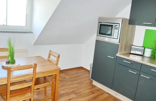 Schwandorf Apartment | Bright 3 room apartment, for up to 8 people