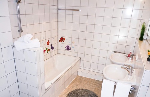 Schwandorf Apartment | Bright 3 room apartment, for up to 8 people